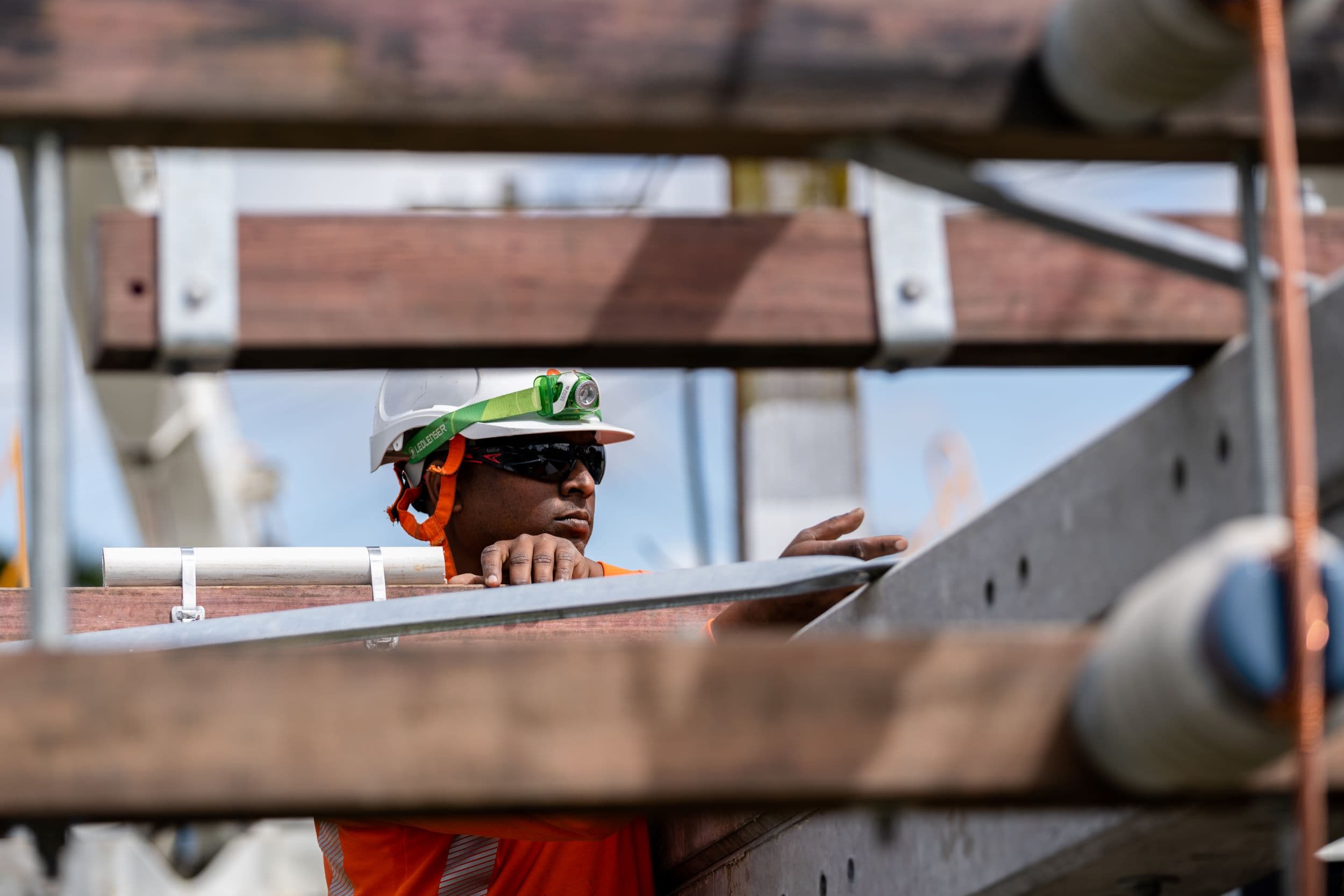 Work on network pole replacement